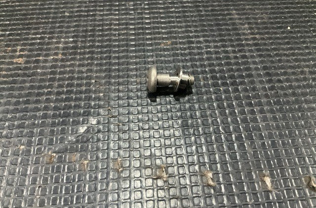 Panel Fastener DPQ7900-8F-A-2 NSN 5325-01-033-4447