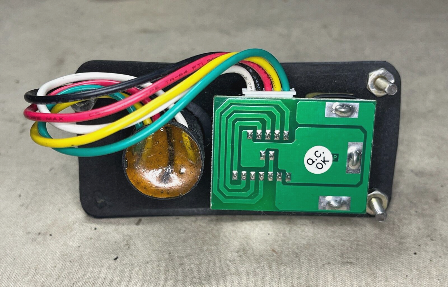 MRAP MAXXPRO IBIS TEK 2210-300-022800 Electric Light Control 6220-01-641-7070
