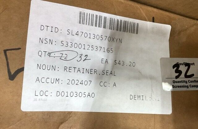 M113 ARMORED PERSONNEL CARRIER TANK 12349763 OIL SEAL RETAINER 5330-01-253-7165