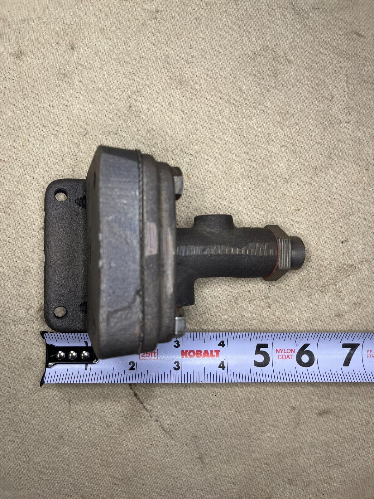 USNS HENRY J. KAISER DRESSER 30396782 DIRECTIONAL LINEAR VALVE 4820-01-274-3698