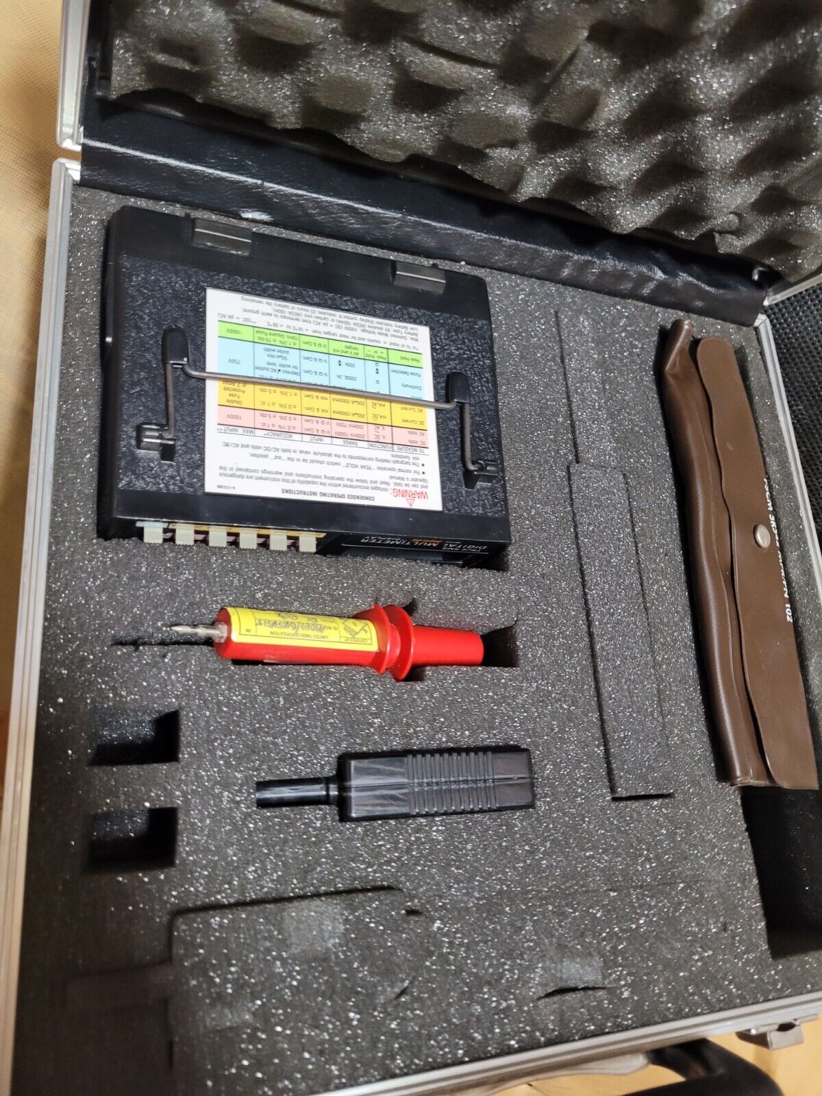 SIMPSON MODEL 467 TRUE RMS DIGITAL MULTIMETER DIGALOG W/ CASE & ACCESORIES
