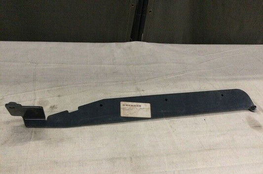John Deere 624KR Wheel Loader AT334251 Angle Bracket 5340-01-567-4418 NOS