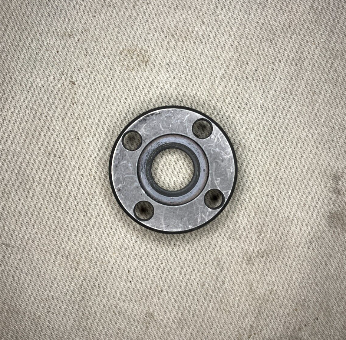 MILITARY M-252 MORTAR, I81MM SLEEVE NUT 13015622 5310-01-562-1864