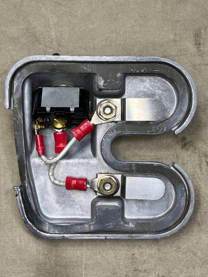 MILITARY STANDARD GAS 13206E0435 BREAKER POINTS COVER ASSEMBLY 2920-00-111-6427