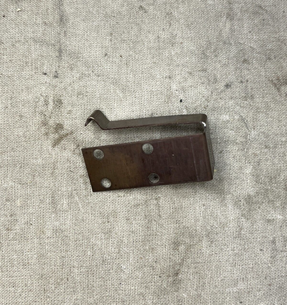 AIRCRAFT B-1B, A-10 1251154-2 SWITCH ACTUATOR ADAPTER 5930-01-196-9059 NOS
