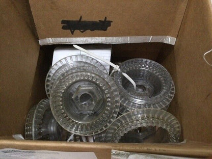 1PC.GENUINE M1 FOV TANK CENTURY PLASTICS 12490289 WHEEL HUB CAP 2530-01-552-1192