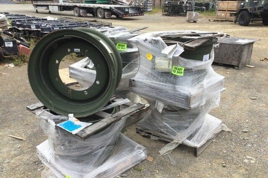 BADGER TRUCK 6600013BTC PNEUMATIC TIRE WHEEL 04278706 6600013 2530-01-289-4290