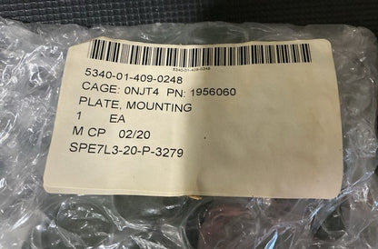 Mounting Plate 1956060 NSN 5340-01-409-0248 - photo 3