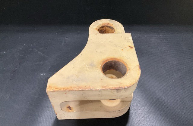 Tow Adapter 4305000 NSN 4730-01-591-3828