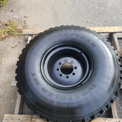 MILITARY Road Tire and Wheel  8 Lug 37x12.50R 16.5LT M998 WHEEL Military HMMWV