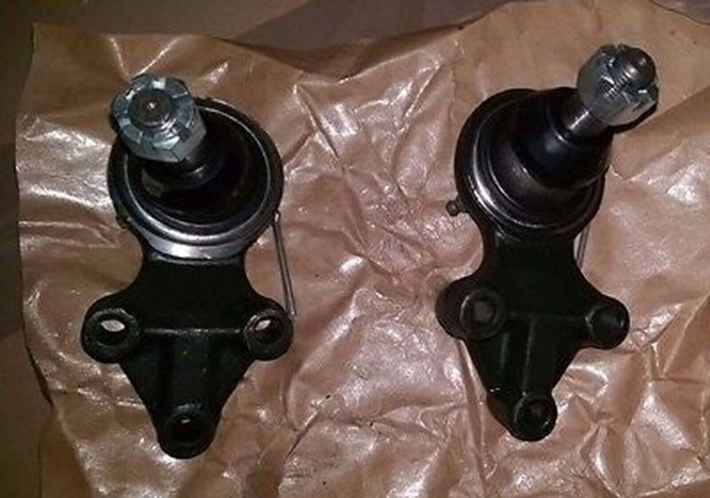 M151 2 LOWER BALL JOINTS M151A1 M151A2 11640669 MILITARY JEEP 2530-00-176-3344