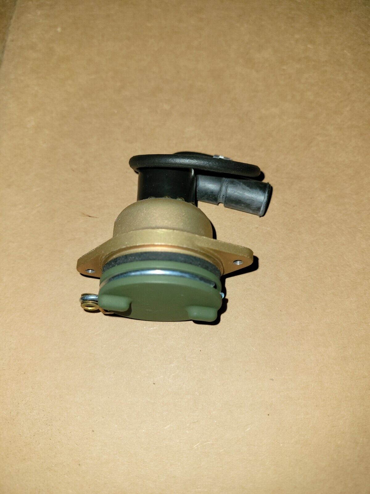 HMMWV M35 MILITARY  PLUG 10905682 UTILITY OUTLET ASSEMBLIES NSN 1015-01-022-5325