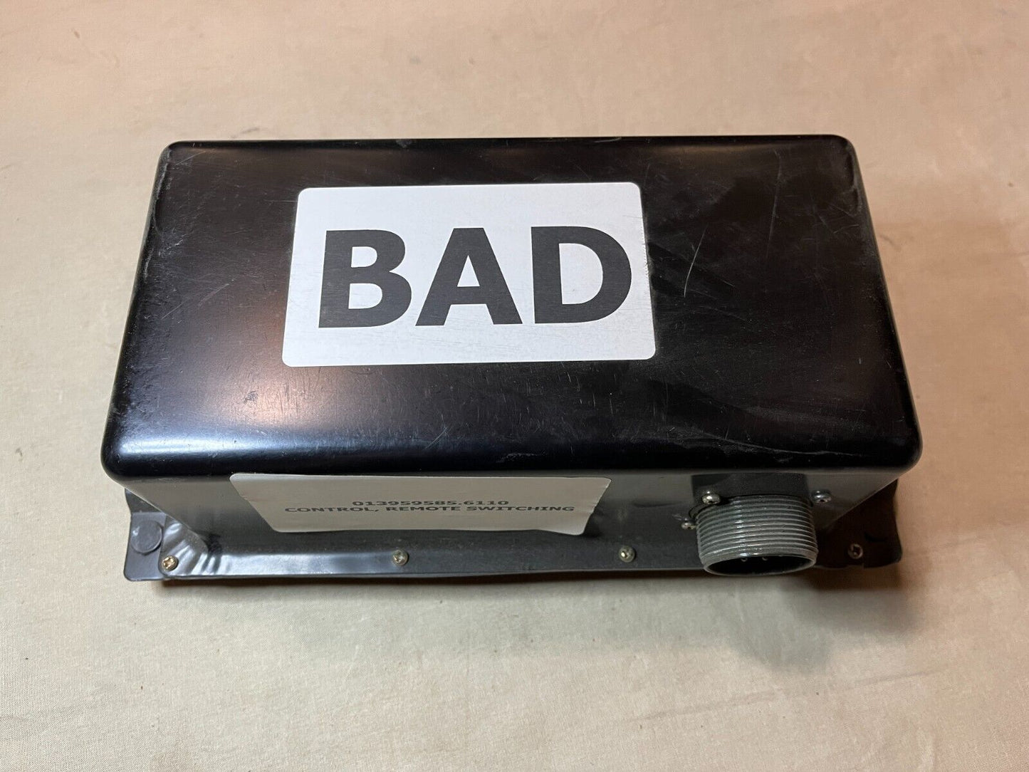 HUMVEE HMMWV M998 12446779 PROTECTIVE CONTROL BOX CR-2692 6110-01-395-9585 AS IS