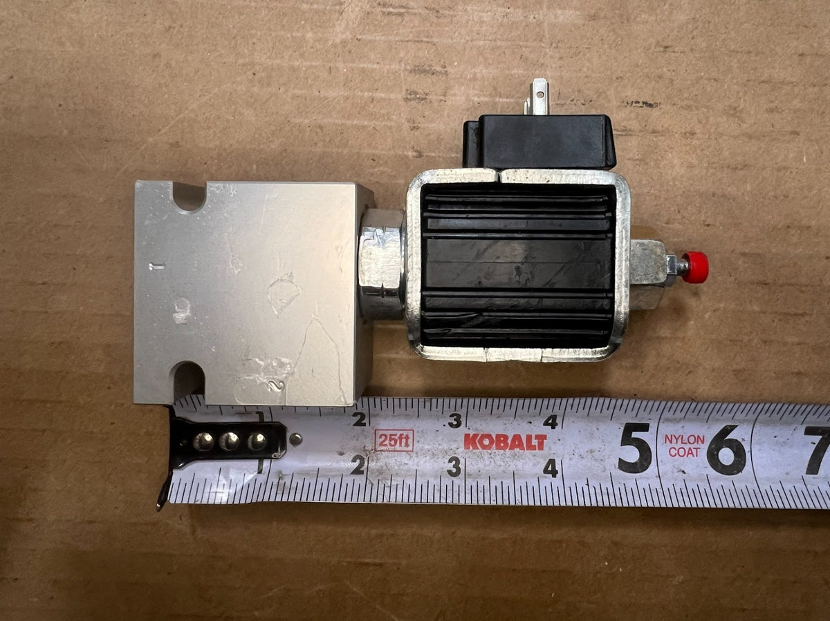 Solenoid Valve B10-2-A8T NSN 4810-01-203-5358 - photo 2