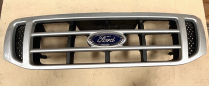 2003 - 2006 European Ford Ranger OEM Grille UM48-50710 UM46-50710 New
