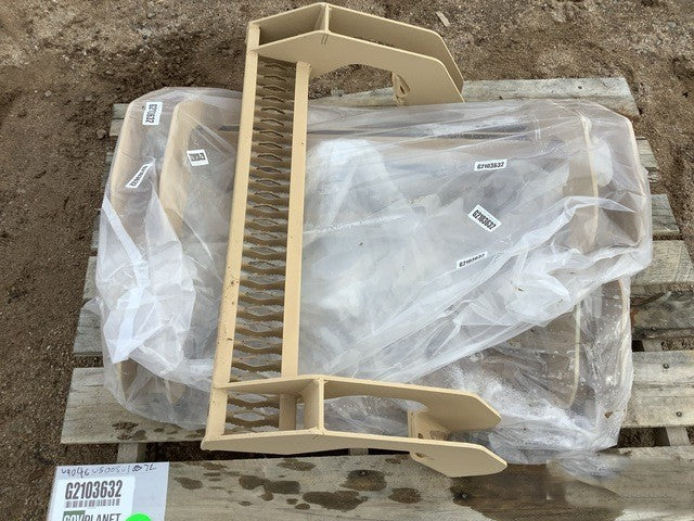 Tailgate Step 3689093C1 NSN 2510-01-568-6258 - photo 6