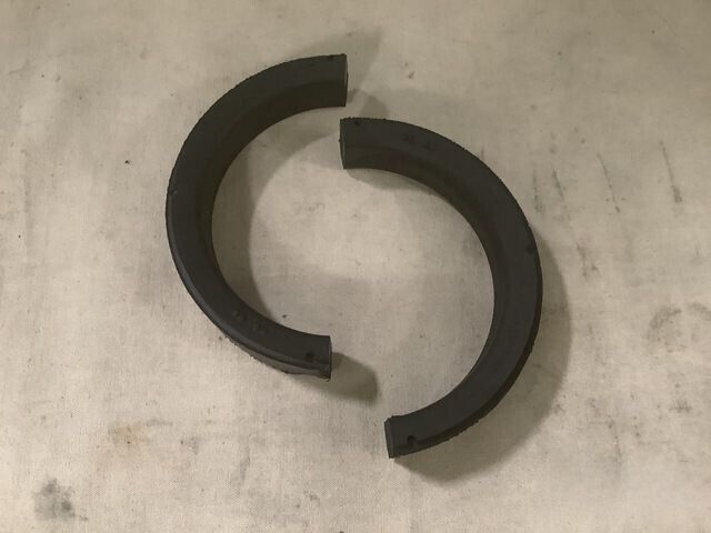M809, M939 5TON 5-TON FRONT ENGINE MOUNT RUBBER BUSHING J9813-4 2815-00-134-4665