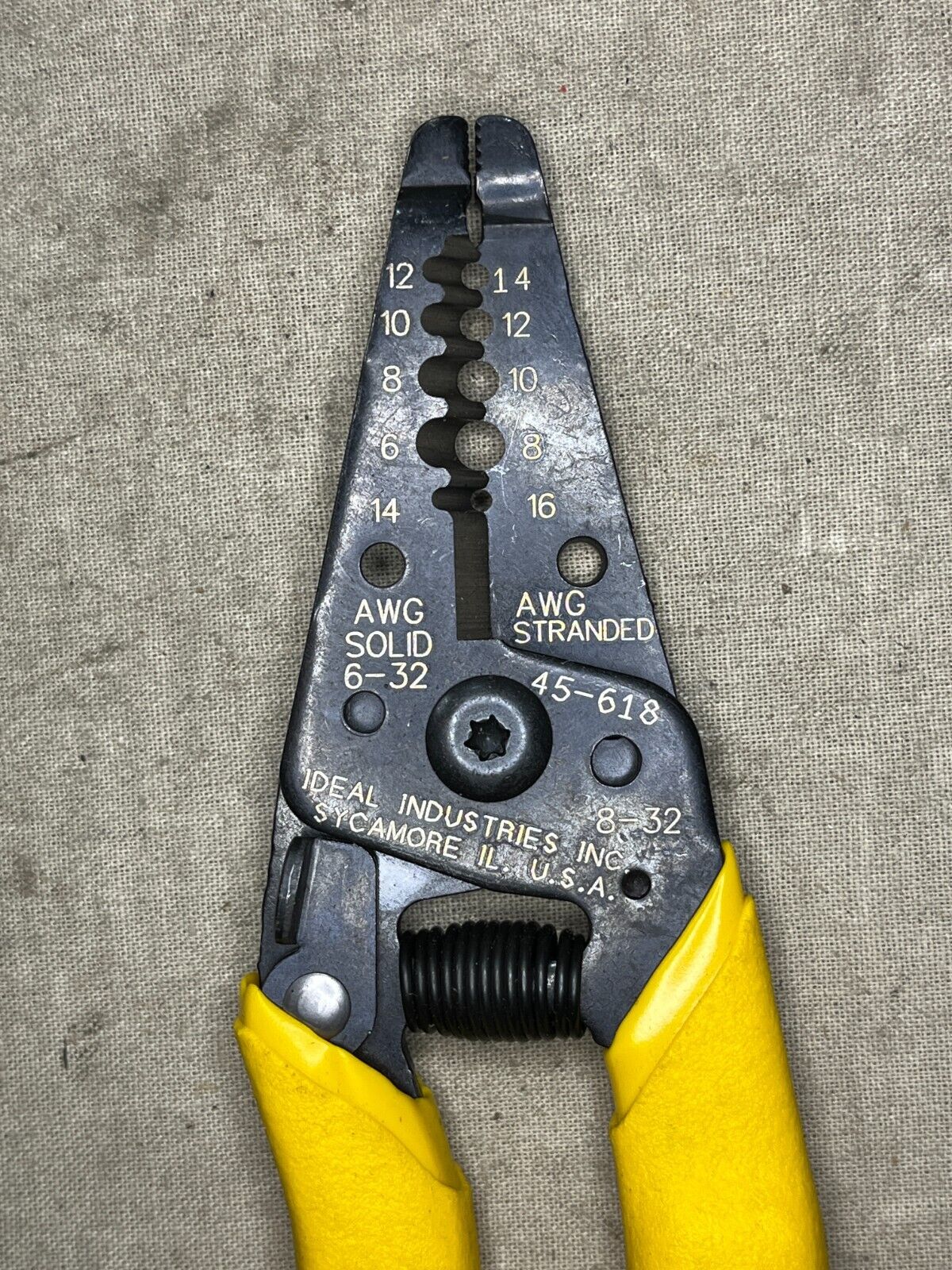 IDEAL REFLEX STRIPPER 45-418 8-16 AWG HAND WIRE STRIPPER 5110-01-536-2361 NOS