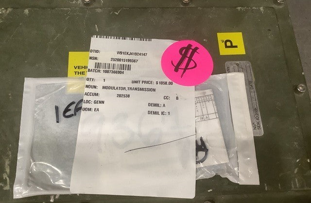 Transmission Modulator M1113 NSN 2520-01-519-9367 - photo 3