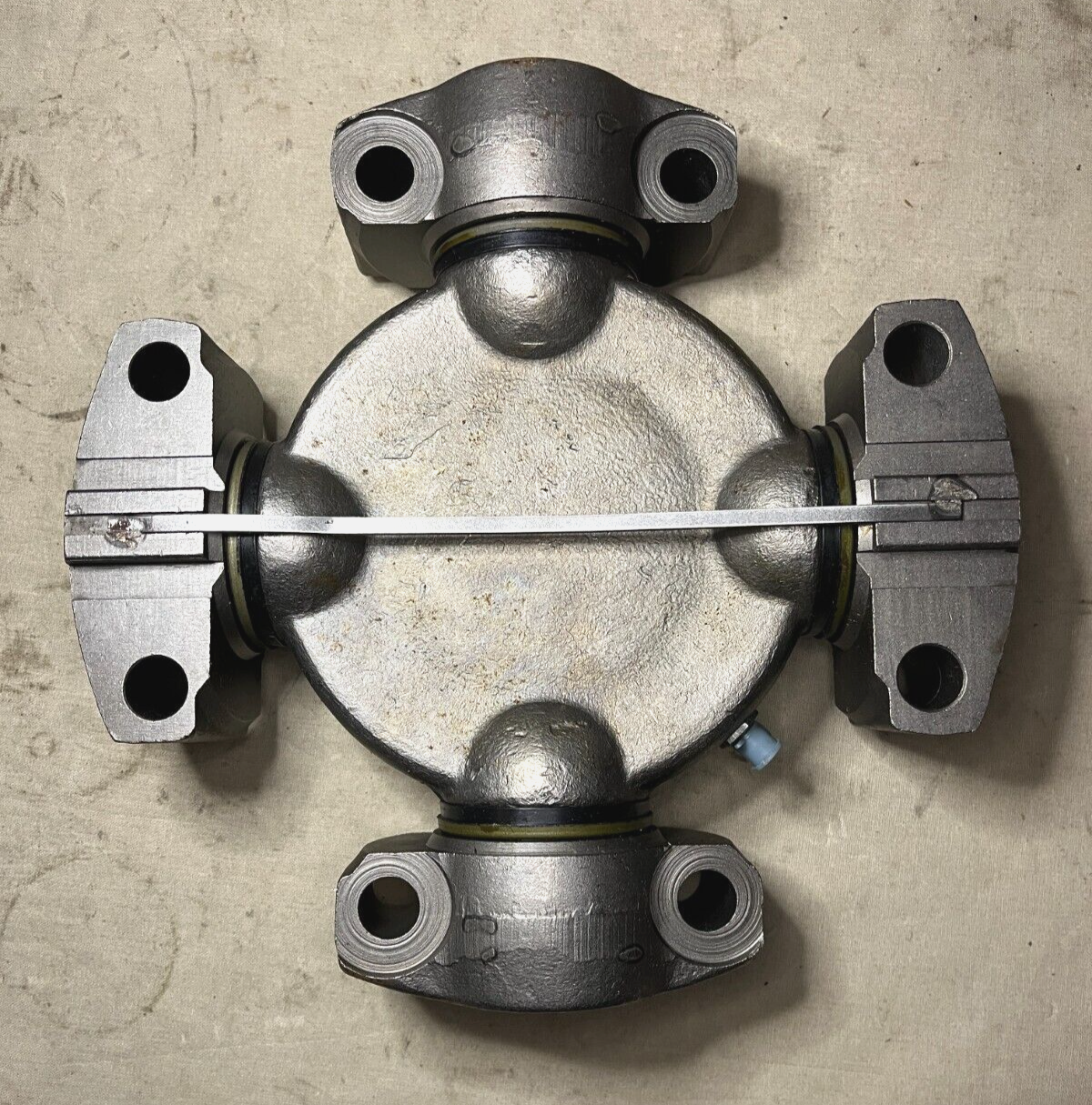 MILITARY M992, MK48 M-109 SERIES UNIVERSAL JOINT SPIDER 7416467 2520-00-798-3274