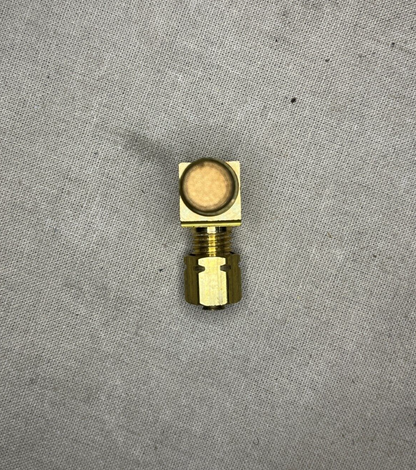 (1) MTVR OSHKOSH 4HA885 PIPE TO TUBE ELBOW 5/16"-24 FITS MILITARY MK23 TRUCK