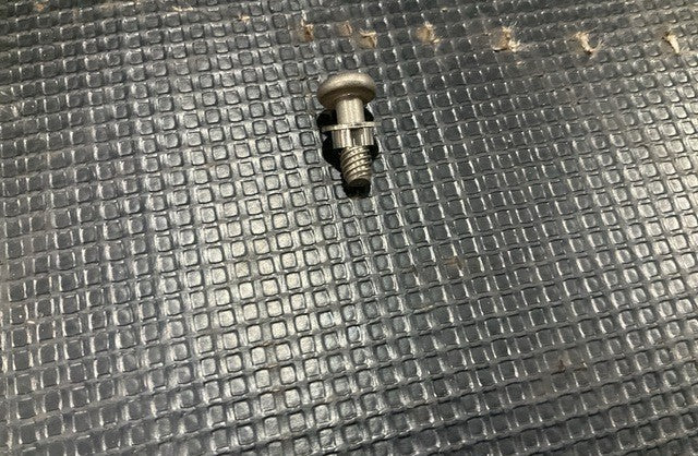 Panel Fastener DPQ7900-8F-A-2 NSN 5325-01-033-4447 - photo 3