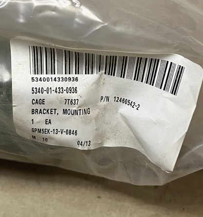M998 HMMWV 12460542-2 RADIO TRAY MOUNTING BRACKET RCSK17601-1 5340-01-433-0936