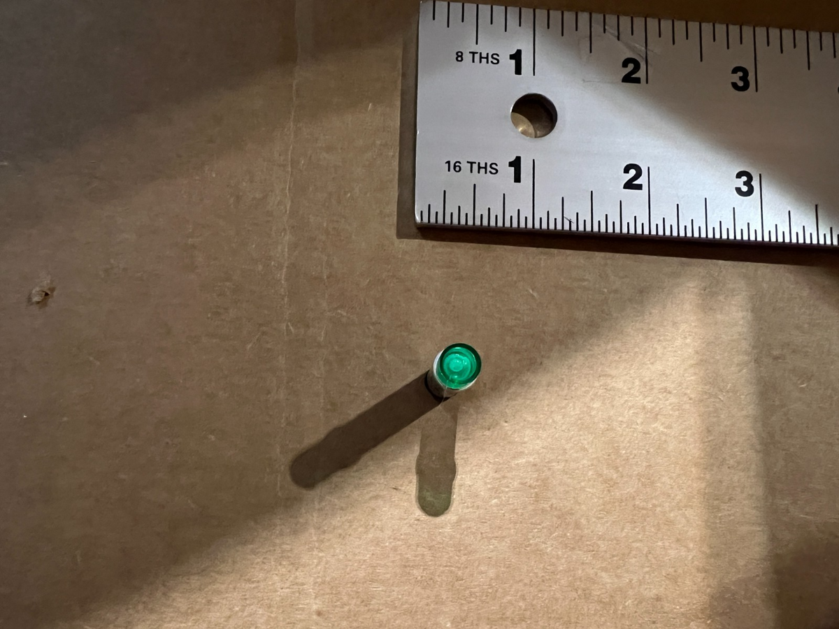 Cartridge Lamp CR03-GCS-N173 NSN 6240-01-412-3286 - photo 3