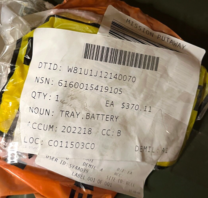 FMTV MRAP MATERIAL HANDLING-CONTAINER BATTERY TRAY 12423451 6160-01-541-9105 NOS