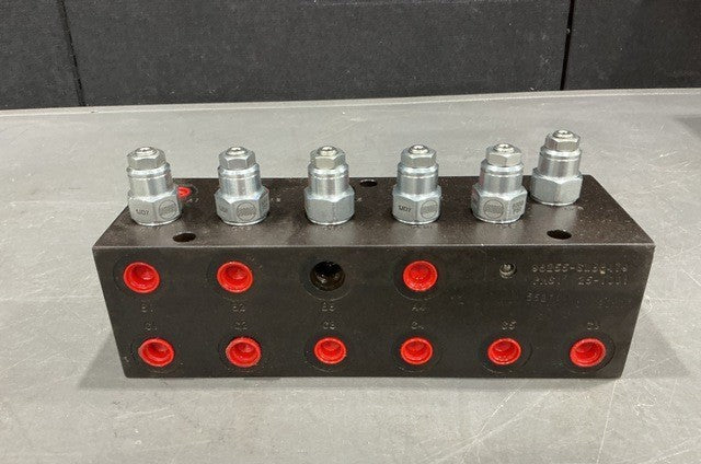 Manifold Assembly M1000 NSN 4730-01-330-8091 - photo 2