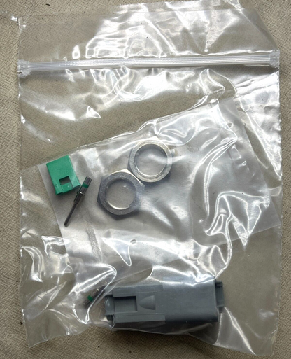 MRAP BAE SYSTEMS R0068552 PUSH SWITCH CENTER HATCH ASSY 5930-01-557-6564