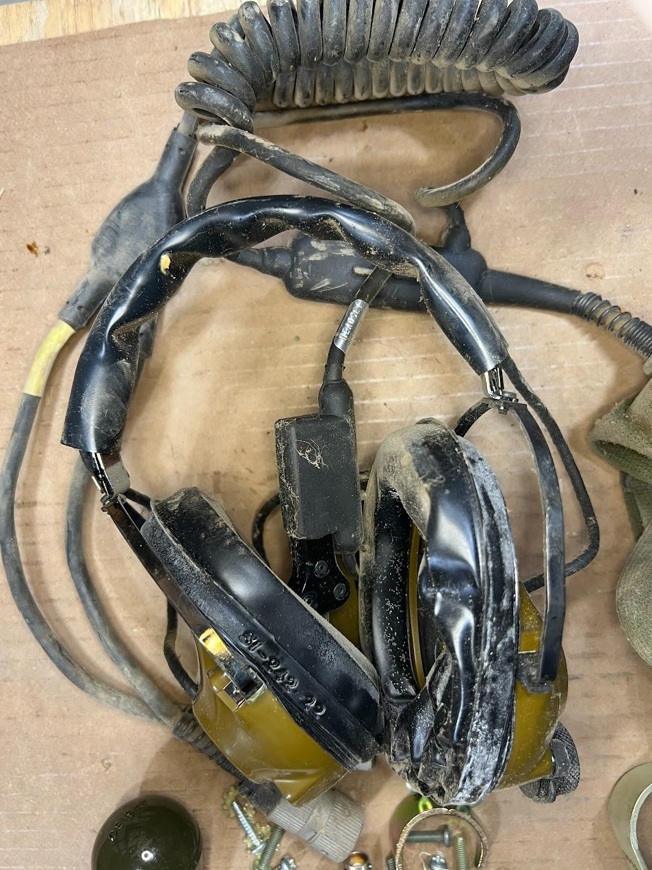Accessory Kit PPL4490 NSN 5820-00-938-0221 - photo 3