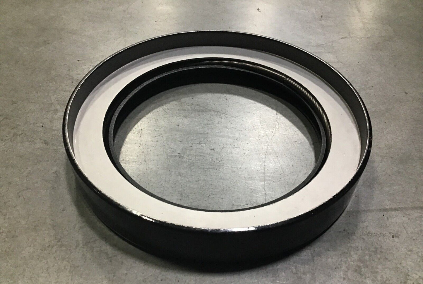 MK48 & TRAILER FAMILY PLAIN ENCASED SEAL 65269W 1506600 1367280 5330-01-163-6492