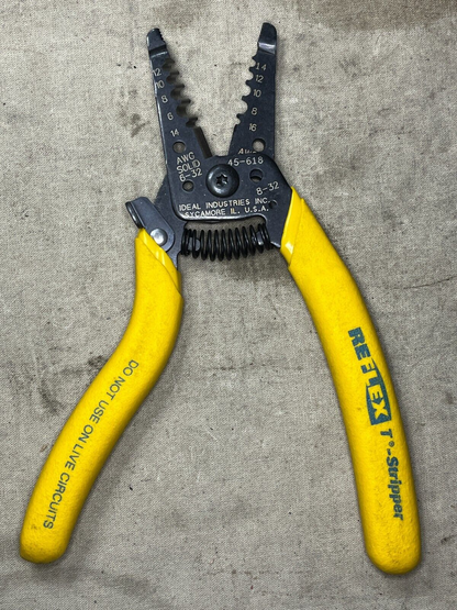 IDEAL REFLEX STRIPPER 45-418 8-16 AWG HAND WIRE STRIPPER 5110-01-536-2361 NOS