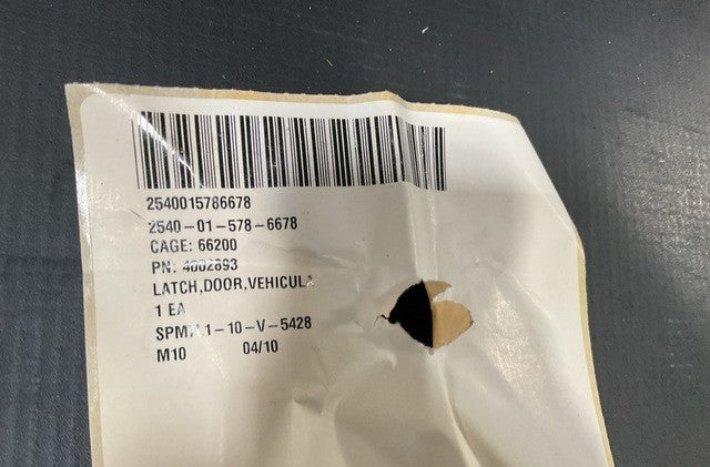 Door Latche 4002893 NSN 2540-01-578-6678 - photo 4