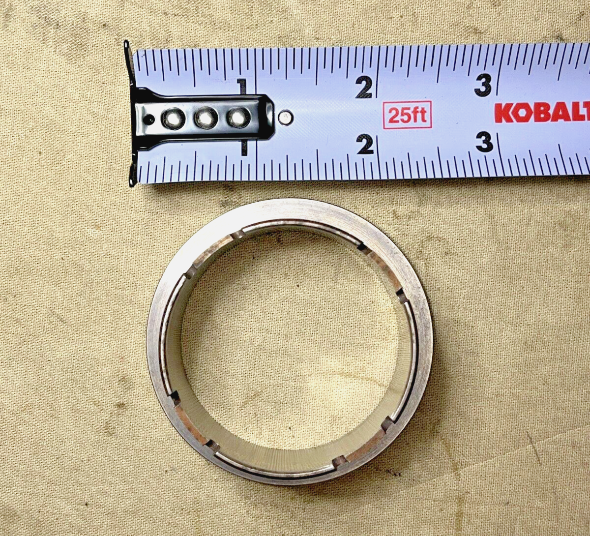 HELICOPTER CHINOOK CH-47, MH-47E 114H6803-2 SLEEVE BUSHING 3120-01-318-3332