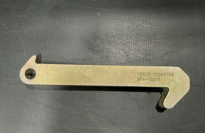 Ramp Lock Latch 12329123 NSN 2510-01-185-0166 - photo 2