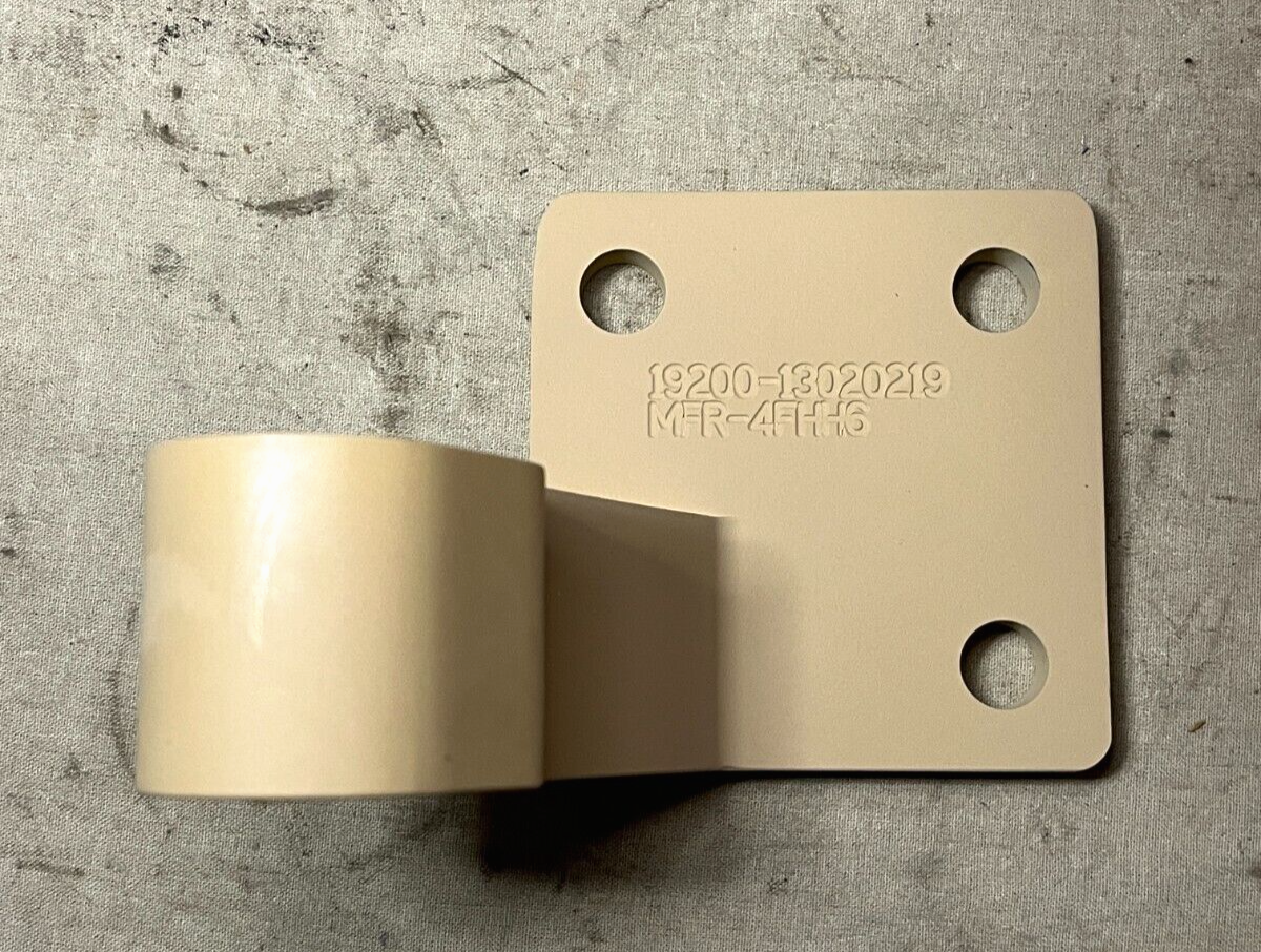 MILITARY BRADLEY M551 TANK 13020217 ACTUATOR MOUNTING BRACKET 5340-01-590-2218