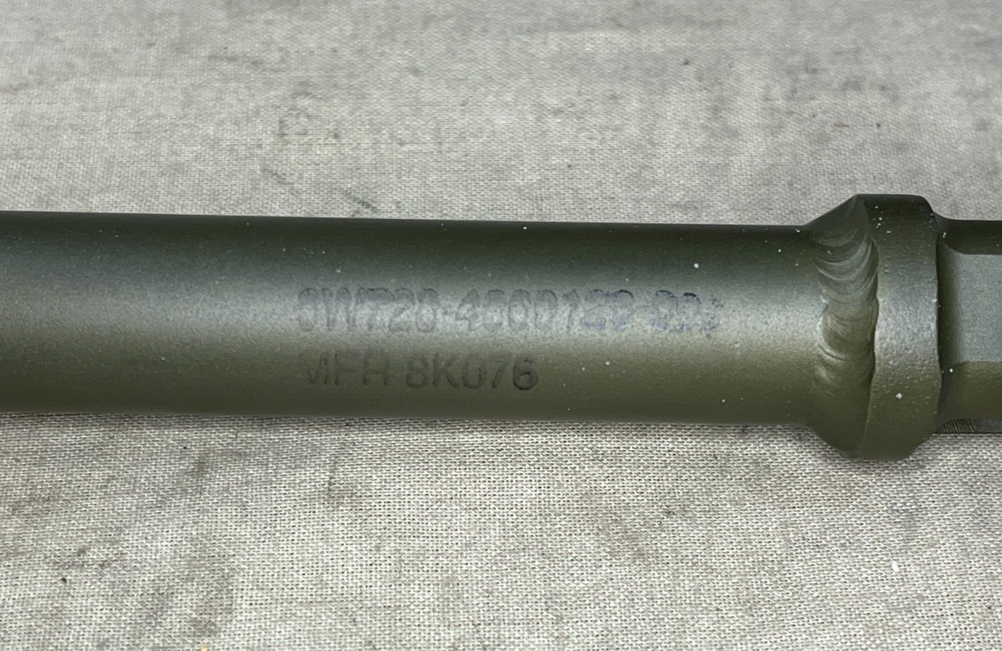 NEW HMMWV BAE SYSTEMS 4660128-002 LATCH PIVOT ROD RIGHT 1001624 2540-01-580-3941