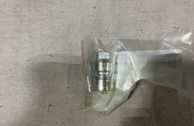 Quick Disconnect Coupling R0071651 NSN 4730-01-557-5615