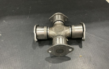 Universal Joint M915A2 NSN 2520-01-325-6405 - photo 3