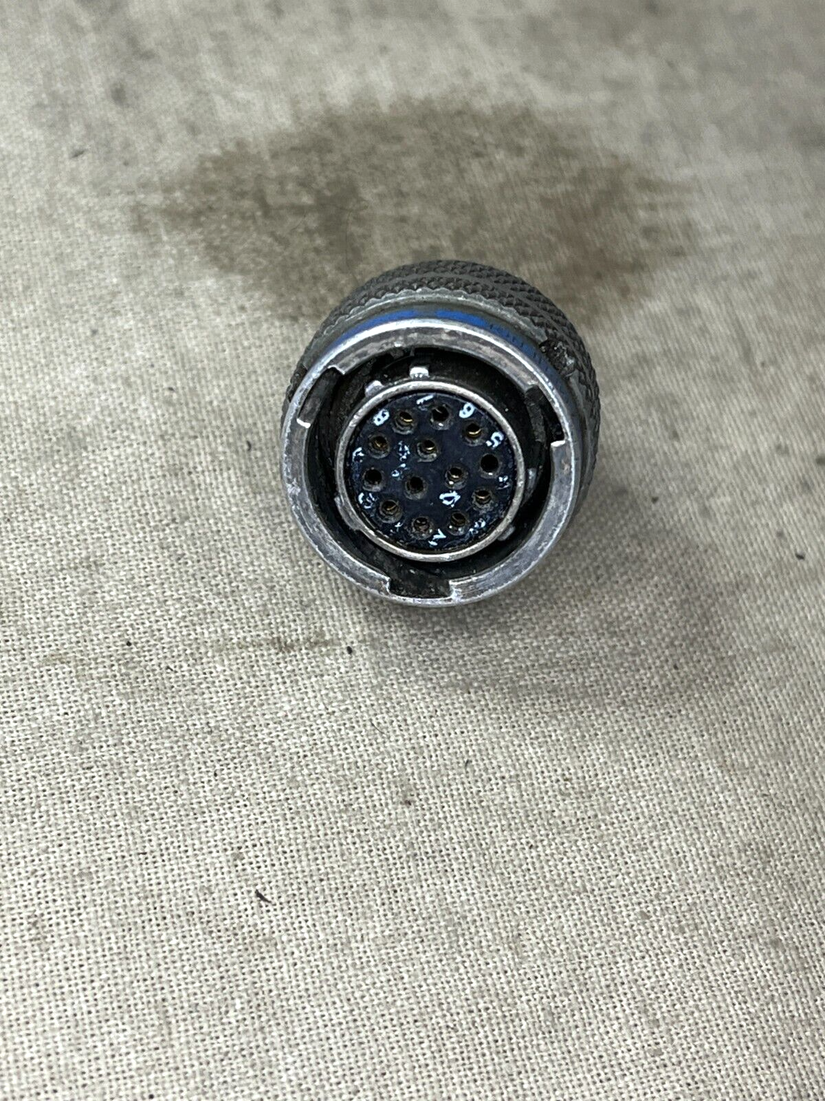 AIRCRAFT EAGLE F-15 MS27473T10F35SA ELECTRICAL PLUG CONNECTOR 5935-00-500-9963