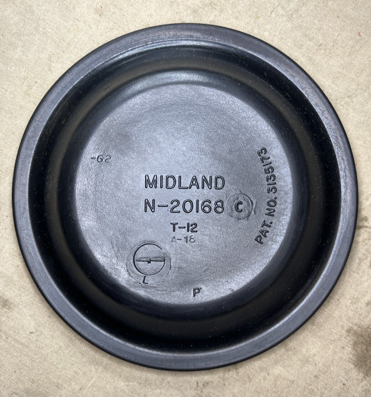 M939 TRUCK SERIES MIDLAND N-20168 5/2" BRAKE CHAMBER DIAPHRAGM 2530-00-430-2392