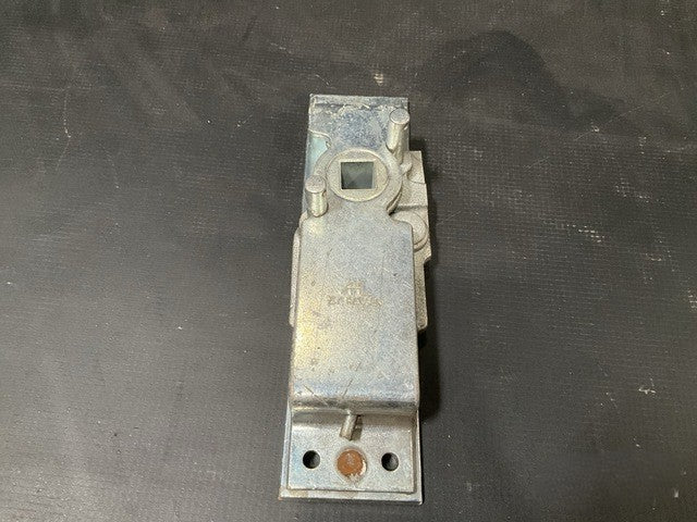 Door Latche 4002893 NSN 2540-01-578-6678