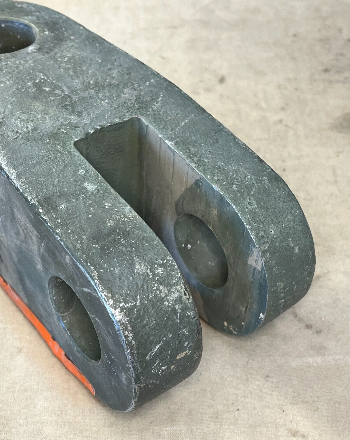 OSHKOSH 7 TON MTVR, MRAP-M-ATV 3406259 TOWBAR FOOT ADAPTER 2540-01-500-5325