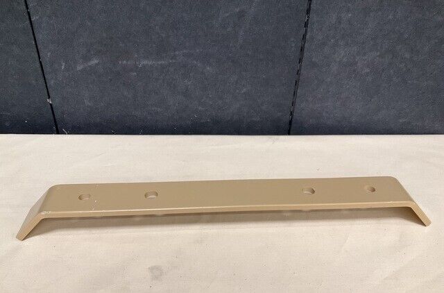 MRAP COUGAR VEHICULAR BRACKET COVER, PLATE RESTRAINT 10008237 2590-01-585-2069
