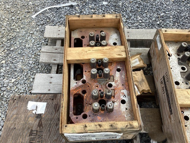 Plug Disel Engine Cylinder Head 682924C91 NSN 2815-01-030-5256 - photo 3
