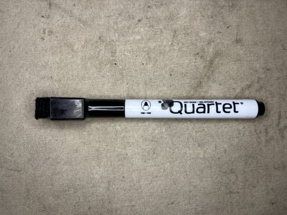 ED2030 SKILCRAFT QUARTET MAGNETIC IN/OUT BOARD 11''X14'' 7520-01-484-5261 USA