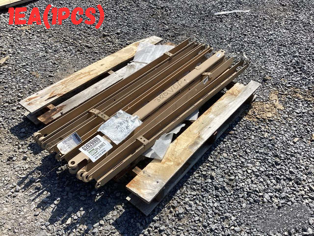 Angle Bracket 3924016 NSN 5340-01-599-0186