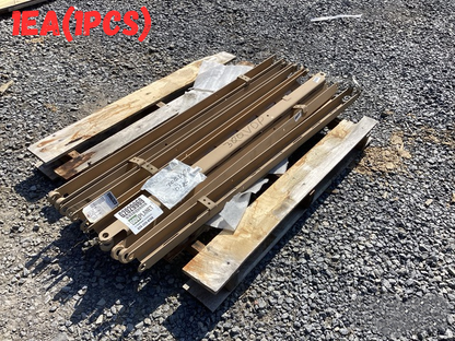 Angle Bracket 3924016 NSN 5340-01-599-0186
